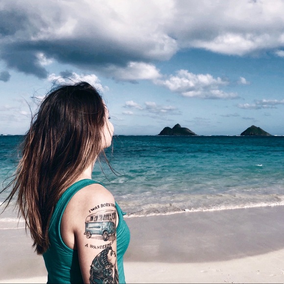 Meet your Posher, Jessica Joy - Picture 4 of 5